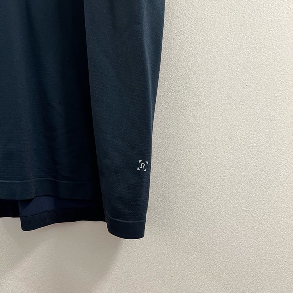 17. Lululemon Mens “Metal Vent Tech” Short Sleeve Tee - Picture 3 of 13